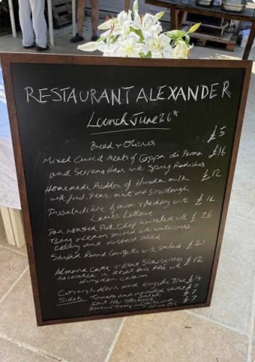 The day's menu, written on the blackboard